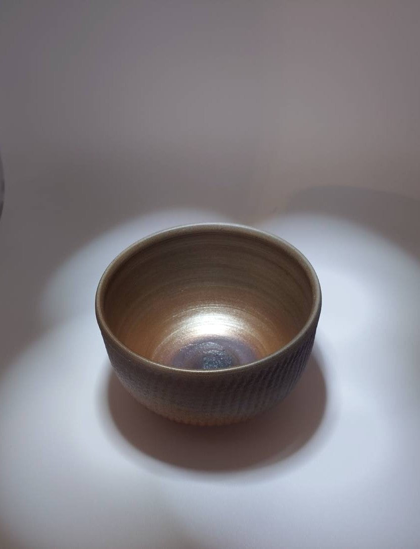 国造焼　焼締窯変茶碗　赤土と炎が描く唯一無二の景色