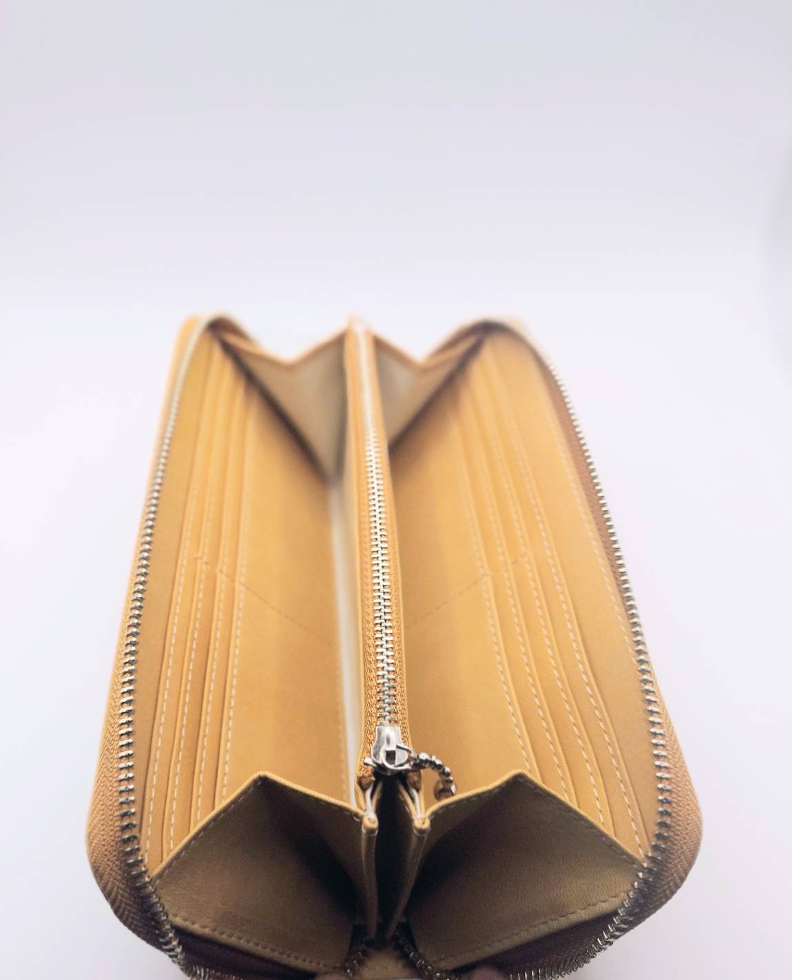 鳥取和牛　Hakuto Leather　長財布