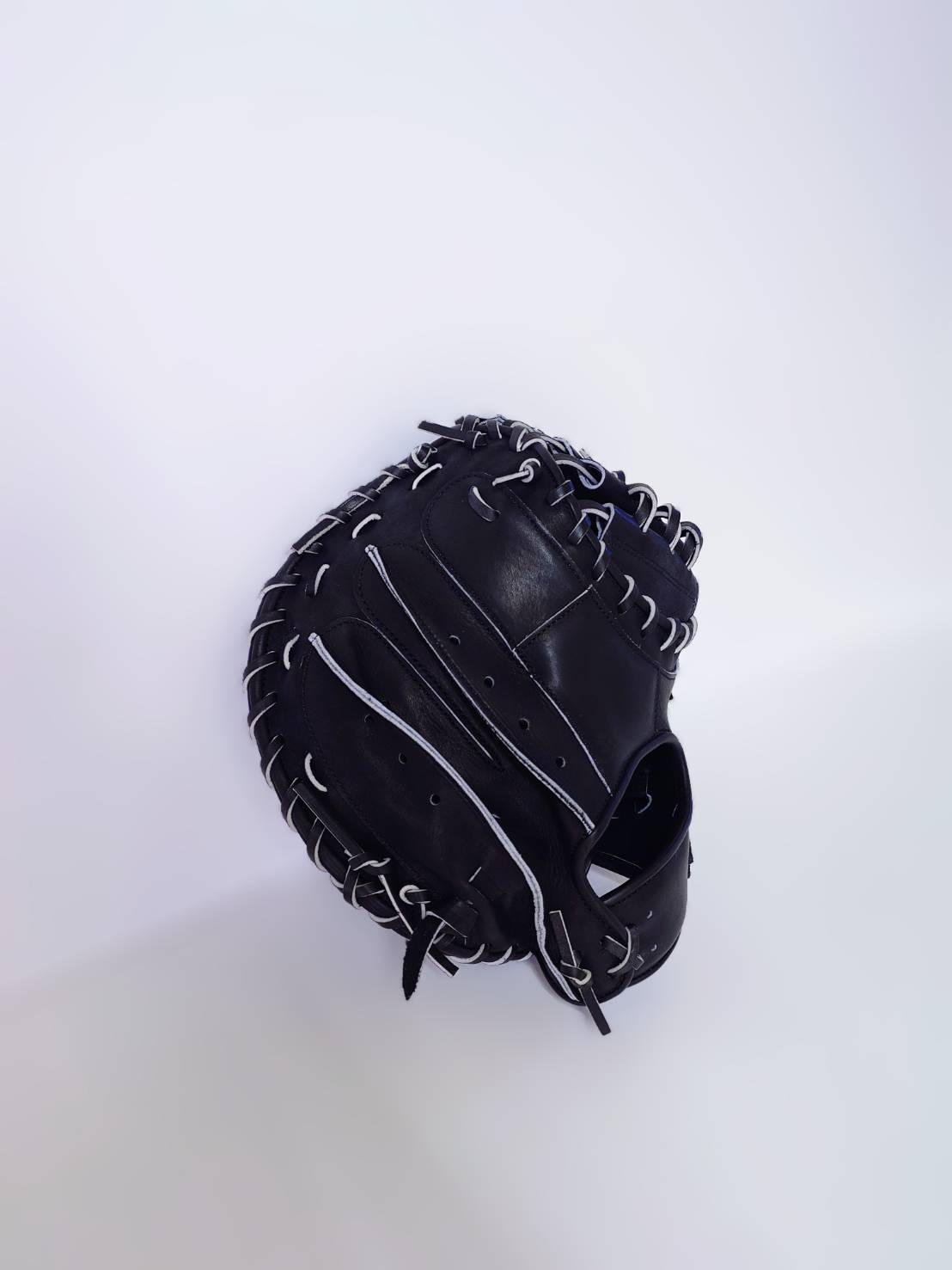 鳥取和牛野球グラブ(捕手用) T-Wings　歴史が宿る革で、勝負を掴む 鳥取和牛野球グラブ(捕手用)