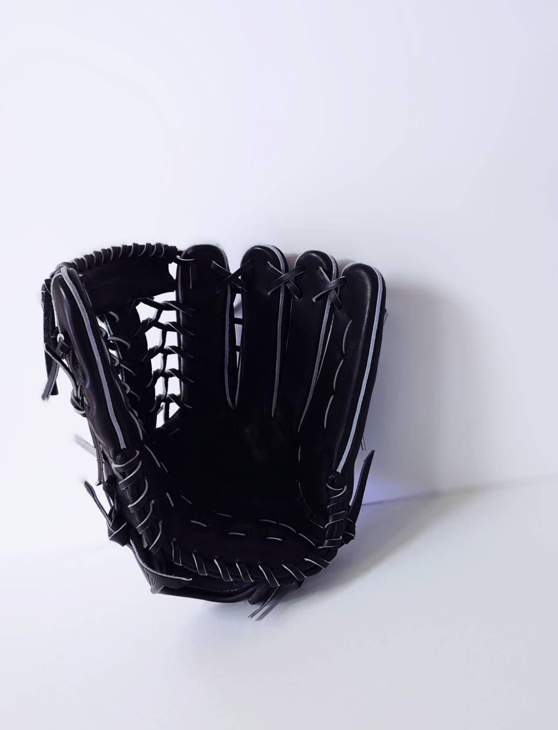 鳥取和牛野球グラブ(外野手用) T-Wings　歴史が宿る革で、勝負を掴む 鳥取和牛野球グラブ(外野手用)