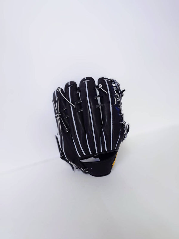 鳥取和牛野球グラブ(外野手用) T-Wings　歴史が宿る革で、勝負を掴む 鳥取和牛野球グラブ(外野手用)